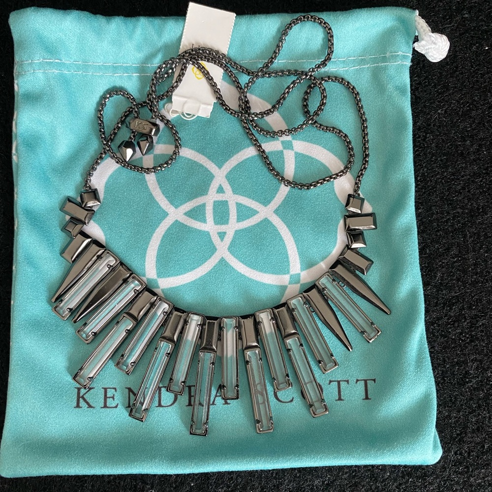 Kendra Scott Louise Necklace